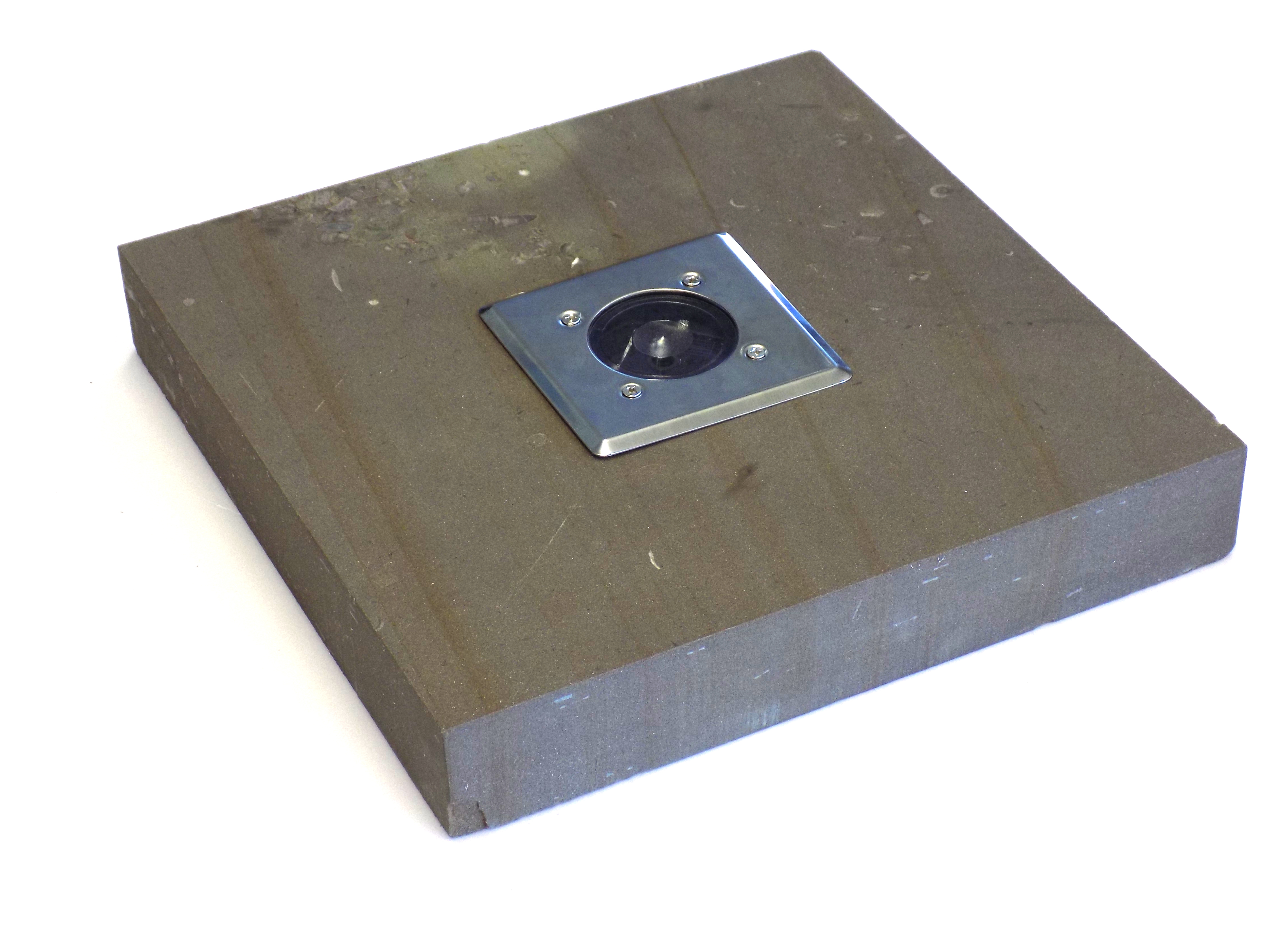 Primero Gartenleuchte aus Grauwacke mit quadratischer Solar-LED Primero Gartenleuchte aus Grauwacke mit quadratischer Solar-LED